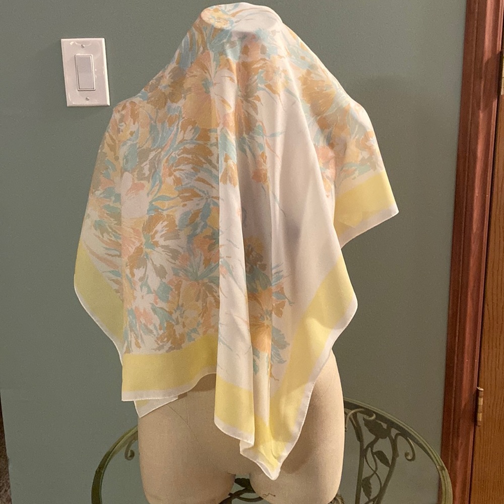 Pastel scarf